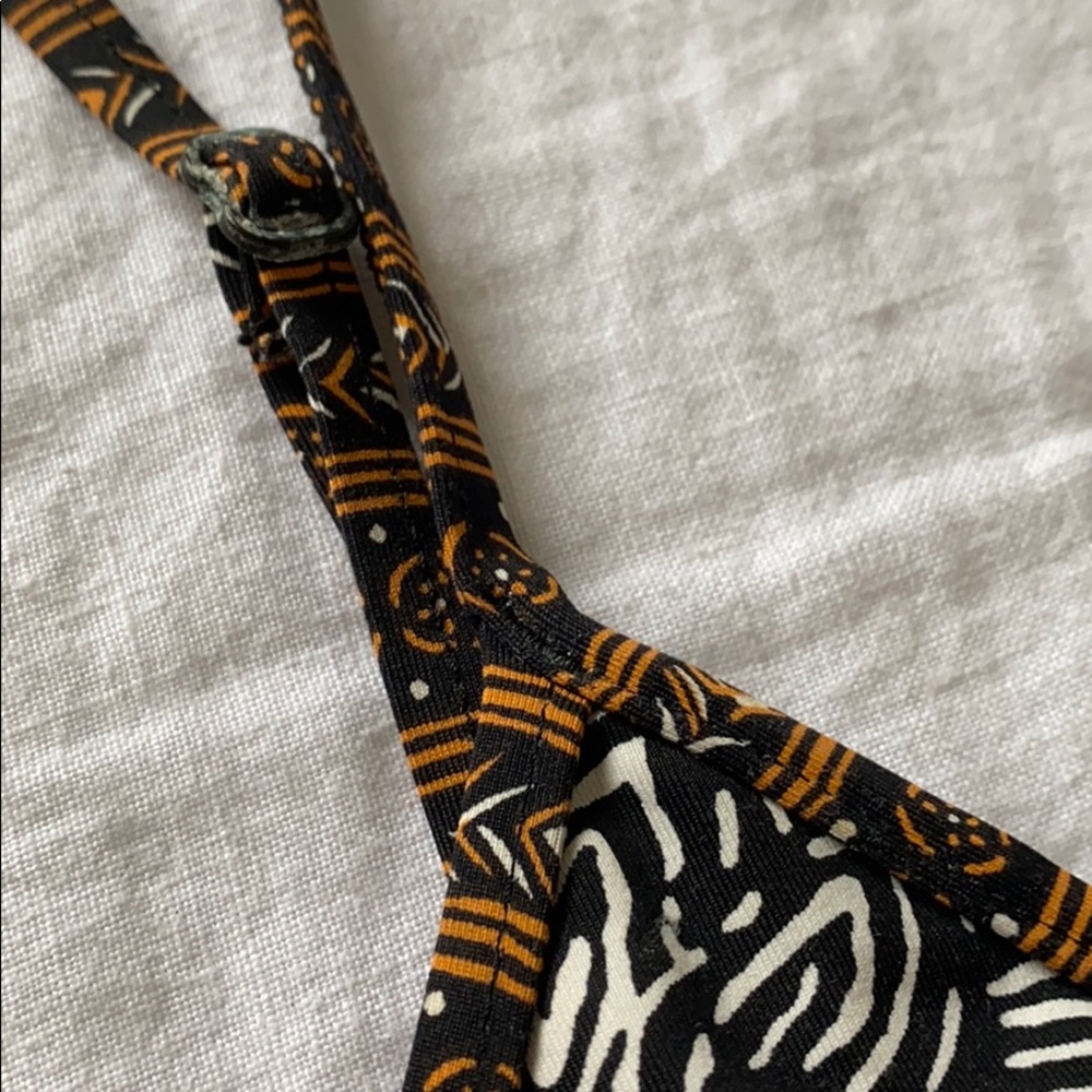 Volcom bikini top - small - Picture 3 of 6